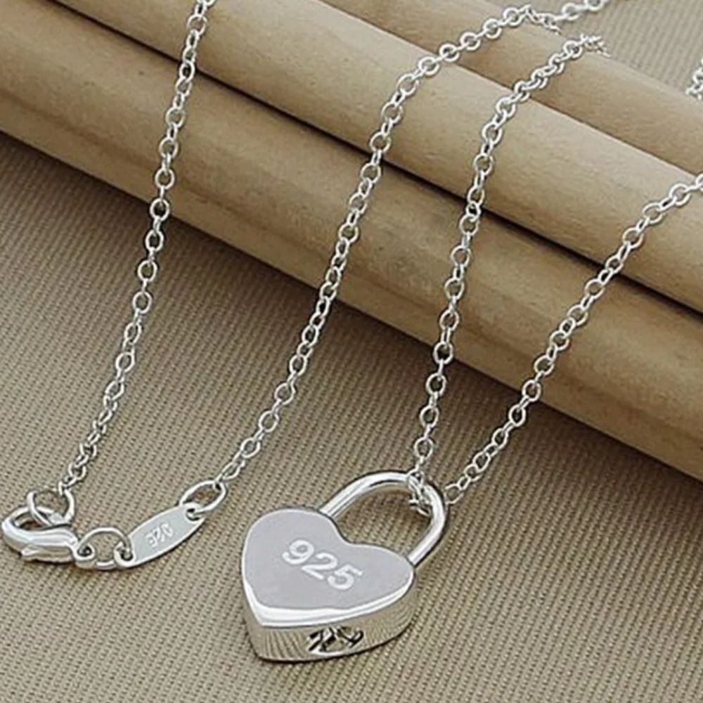 SterlingāSilverāHeartāLocket - Picture 6 of 8